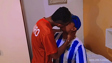 TORCEDORES NEM ESPEROU O JOGO COMEÇOU PARA DAR BOLA DENTRO
