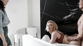 ”Gilf landlady Dee Williams anal fucked by willing cheating hubby”