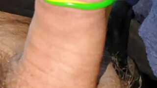 Des gays allemands potelés de grande taille se font enculer