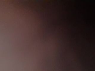 Pajaso en la bodega del heno, el heno pica