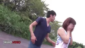 Yuuka Kaede’s Steamy Outdoor Encounter – Wild Passion Caught on Camera
