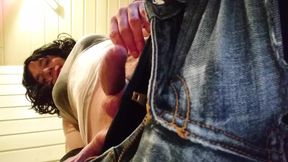 Sissy Melanie Bee - Playing with my lil sissy clit