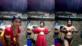 Bangladeshi boudi taar boro du ti dudh showoff korar porn video