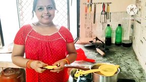 Neighbor&#039;s Bhabhi&#039;s fun kitchen sex with Hindi audio