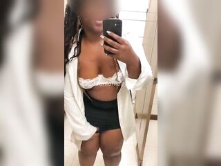 Joanfantasy masturbation enjoyment in a bath 03