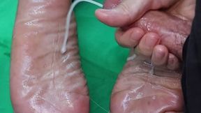 College Baller’s Big Soles Get Big A Sticky Load!