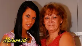 Stepmom Valeska Seduces & Fucks Her Attractive Stepdaughter Luzia Hotly
