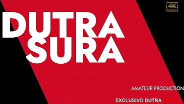 Esse preto arregaçou a novinha Dut Su com sua Rola Enorme e no final ela pediu leite na boca