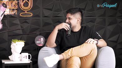 Sara Blonde Inserted a Monster Dildo | Crispasquel