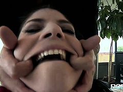 She goes to the stylist, she says she forgot her purse, he has other options