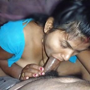 Desi bhabhi sucked tremendous cock