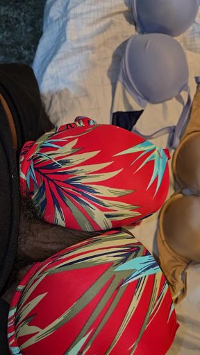 3 Bras 1 Panty