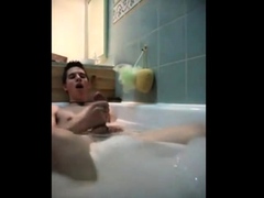 Twink jerking off in bathtub