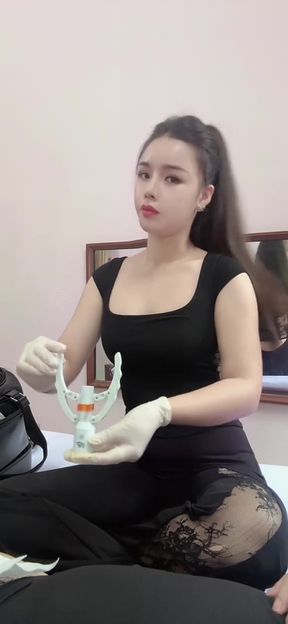 Vietnamese nurse enjoys her first circumcision