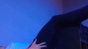 no solosts1 daniela santos sensualiza ao fazer seu treino.