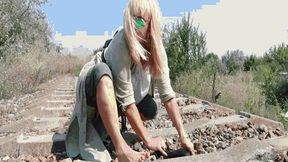Stuck heel, lost shoes MP4(1280x720)FHD