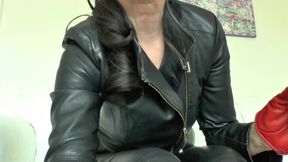 Before You Go to Bed, I'll Paint Your Body with Lipstick, Lady Victoria Valente