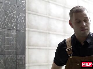Ryan Keely & Wolf Hudson - MILF XXX Clip