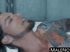 MaleNoir.com - Inked Archer Croft rimmed by black top Zario Travezz