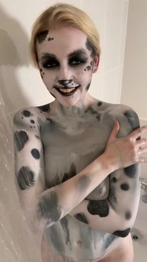 Dalmatian Bodypaint Shower Play