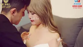 Sexy Bubble Butt Big Boobs Asian Girl Gets Fucked Deep At A Interview To Get The Job!