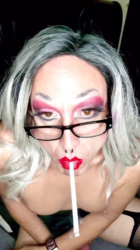 Goddess Marilyn Relaxing And Smoking 120s