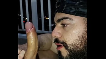 Ordenhando o novinho