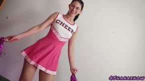 CHEERLEADER BLOWJOB CUM IN MOUTH