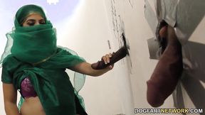 ”Mesmerizing Pakistani hot girl visits the gloryhole for ebony meat”