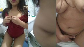 profesora cachonda me envia video masturbandose en el bano de su casa esta muy loca la perra esa