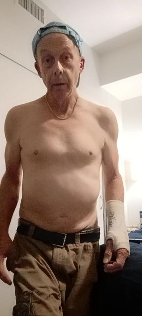 I Find It's Important To Show My Face And Full Frontal While Admitting To A Tiny Cock