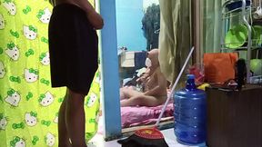 Ngentot istri teman yang lagi colmek