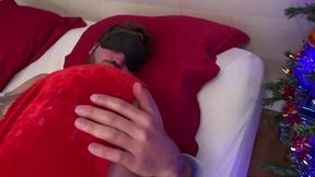 est ce que cette nuit vous aimeriez etre reveille ainsi par la mere noel ??...