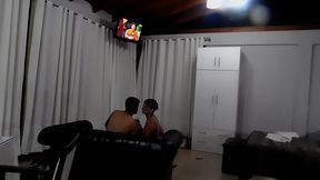 un fin de semana con una actriz porno , y el fans no aguanto ...