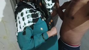 Padosi Ne Mujhe pela utaar do sat