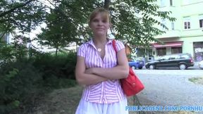 PublicSex Albetzas tight shaven pussy gets fucked doing the splits