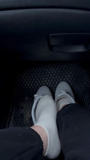 sneaker removal