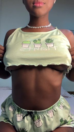 Homemade amateur ebony GF shows off her big tits in a teeny bopper group setting