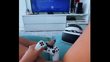 Update #70 (January 15, 2023) naughty gamer girl / garota gamer safadinha