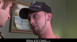 MaleIcons.com - Calvin Banks' sexual confusion and curiosity leading to a wild fuck