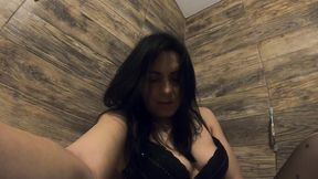 beautiful latina girl masturbating while peeing