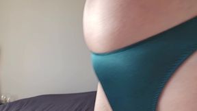 bonjour coquin !le soleil est revenu aujourd hui je suis d une humeur coquine ...