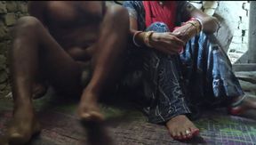 Suman bhabhi ko bhaiya hard chudai kar rahe the bhabhi ki chikh sun ke devar ne chupke se video banaya video VIRAL madharchod