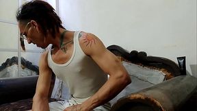 Con ropa se consuela y eyacula con cautela: Raba Erre Pro