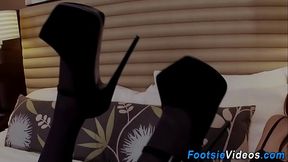 Teenagers toes cum dumped