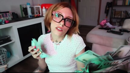 Elle Marz - Chaotic dentist ASMR.mp4...
