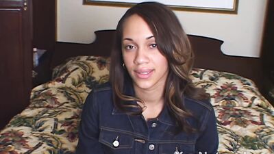 Light Skin Cutiie w Natural Big Tits and Ass gets a Nice Facial in POV Video