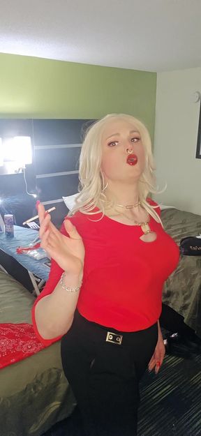 Kylie Rey (shemale) She&#039;s Bad She&#039;s Hottest Smoking Fetish