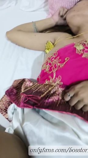 Memorable moment from &quot;Thai girl in Pink thai dress&quot;