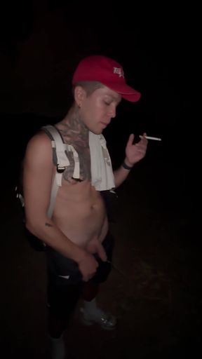 Harry_jen | Sexy Guy Smokes and Pisses